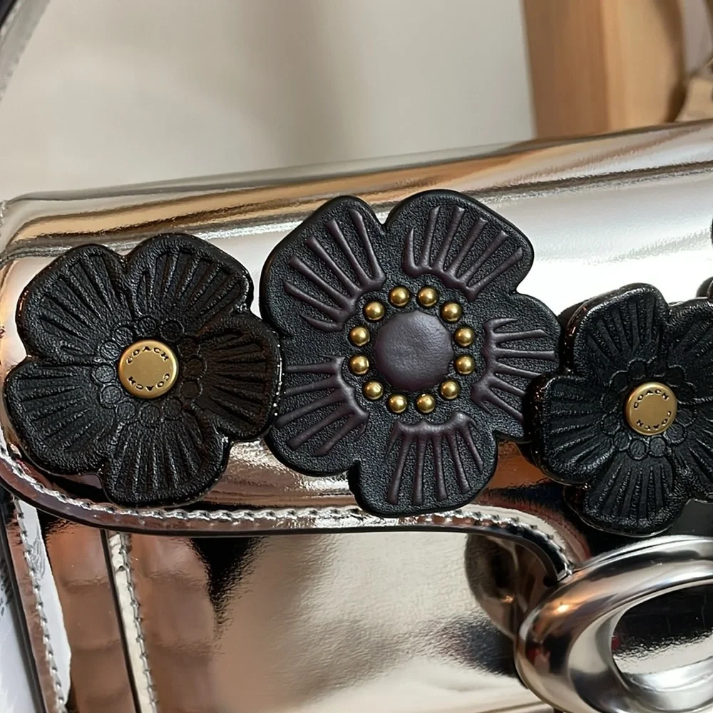 Coach Tabby 20 in Mirror Silver with Five Black Tea Roses NWT - Picture 5 of 17